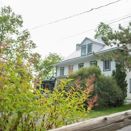Le Triangle De L'Ile Hotel Saint-Laurent-de-l'ile d'Orleans Exterior foto