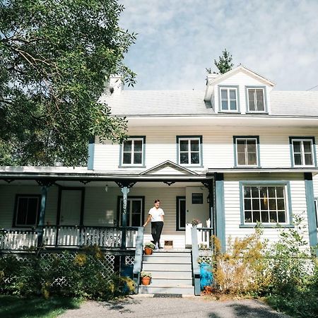 Le Triangle De L'Ile Hotel Saint-Laurent-de-l'ile d'Orleans Exterior foto