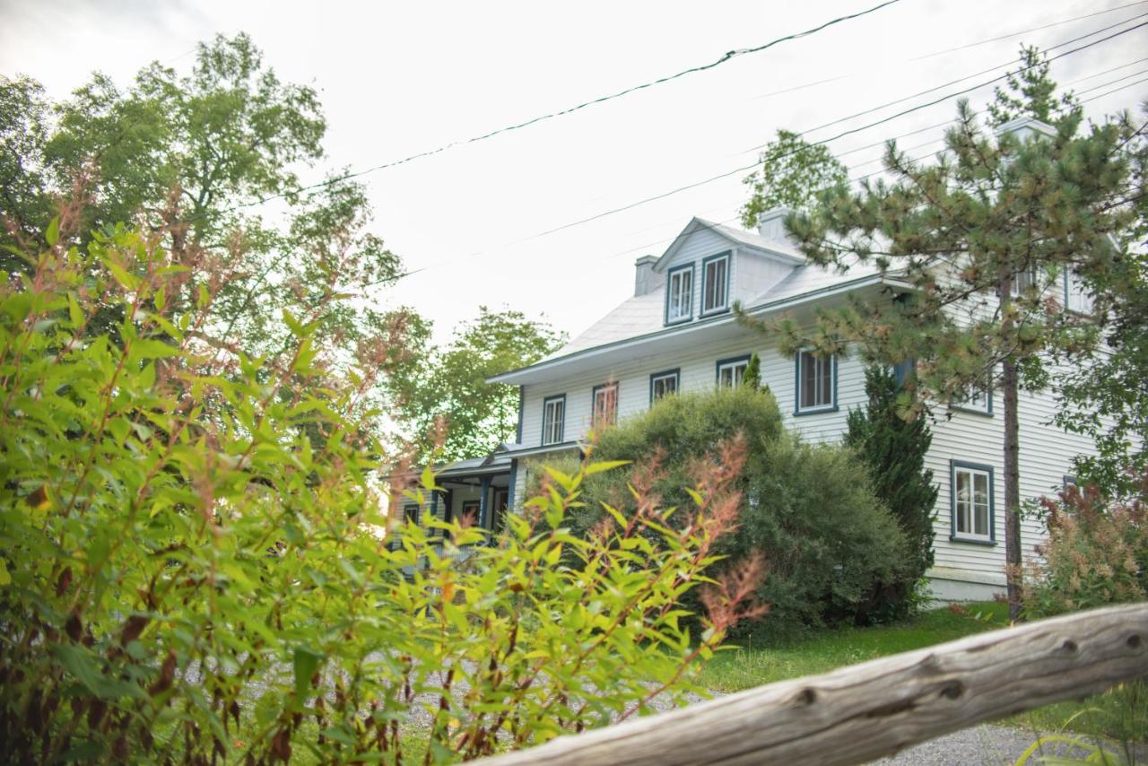 Le Triangle De L'Ile Hotel Saint-Laurent-de-l'ile d'Orleans Exterior foto